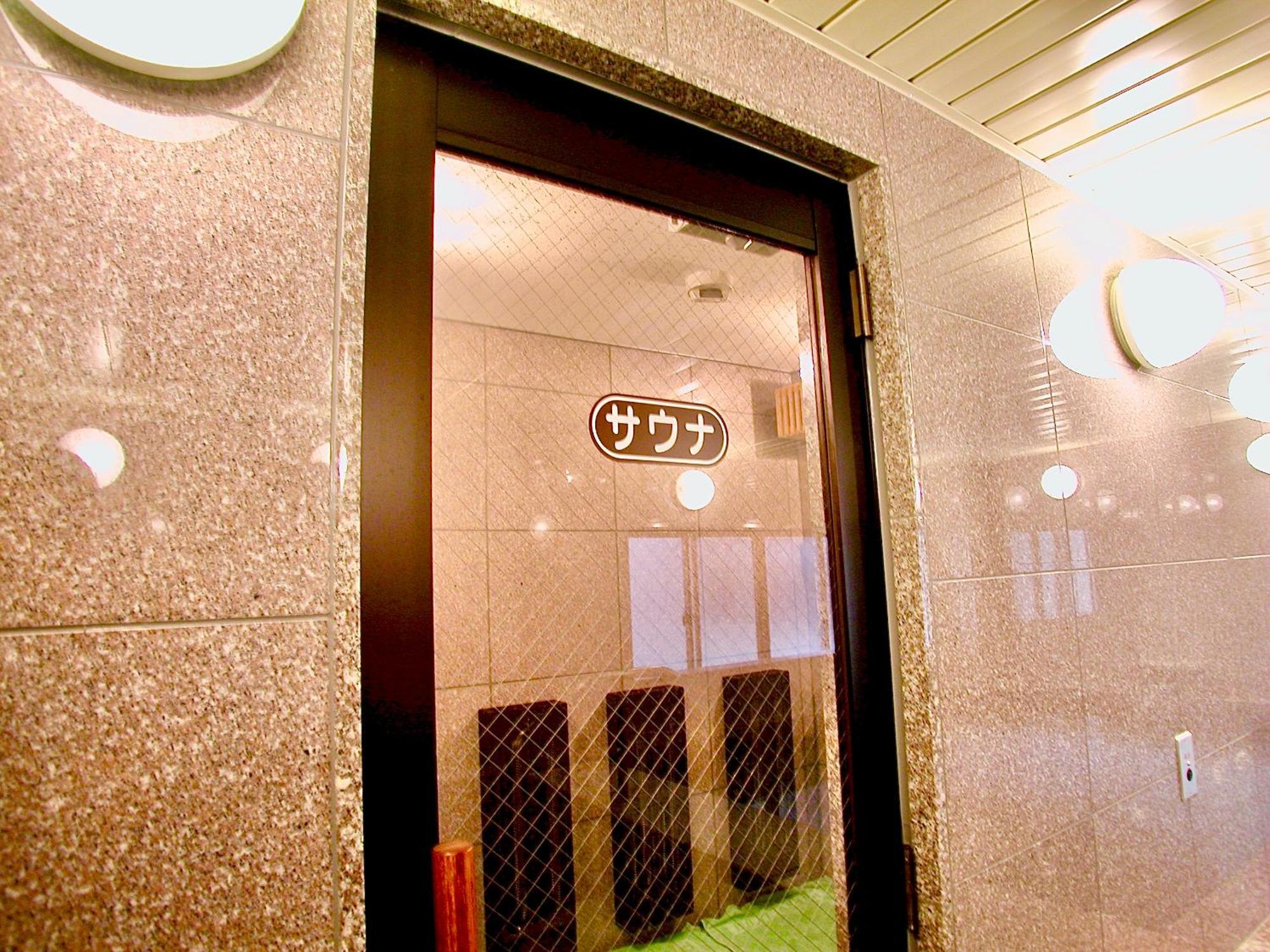 Okayama Ekimae Universal Hotel Exterior photo