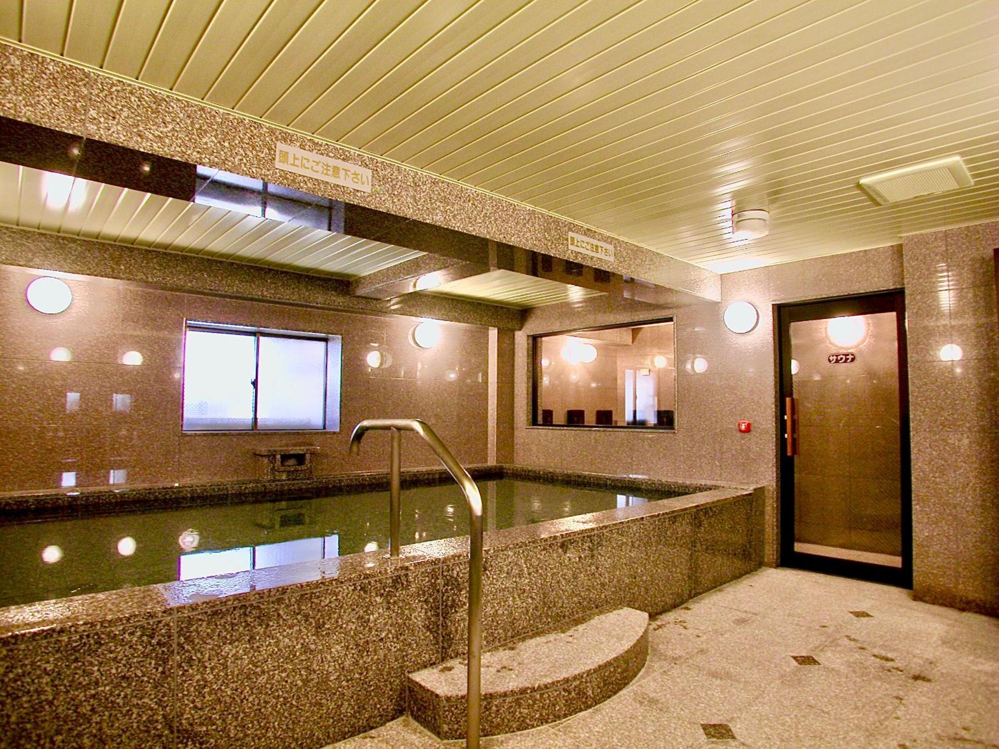 Okayama Ekimae Universal Hotel Exterior photo